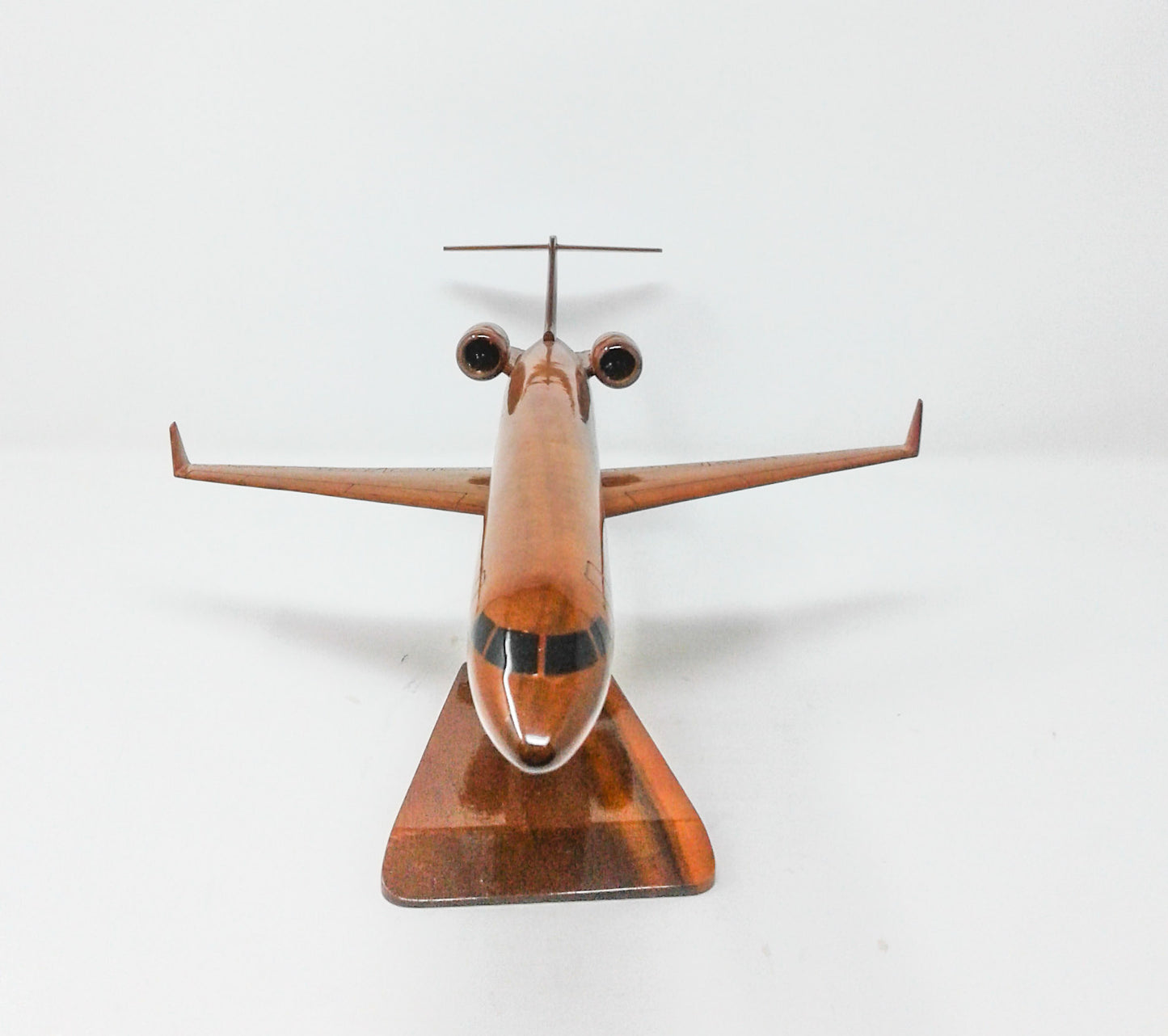 CRJ-900 Wood Model