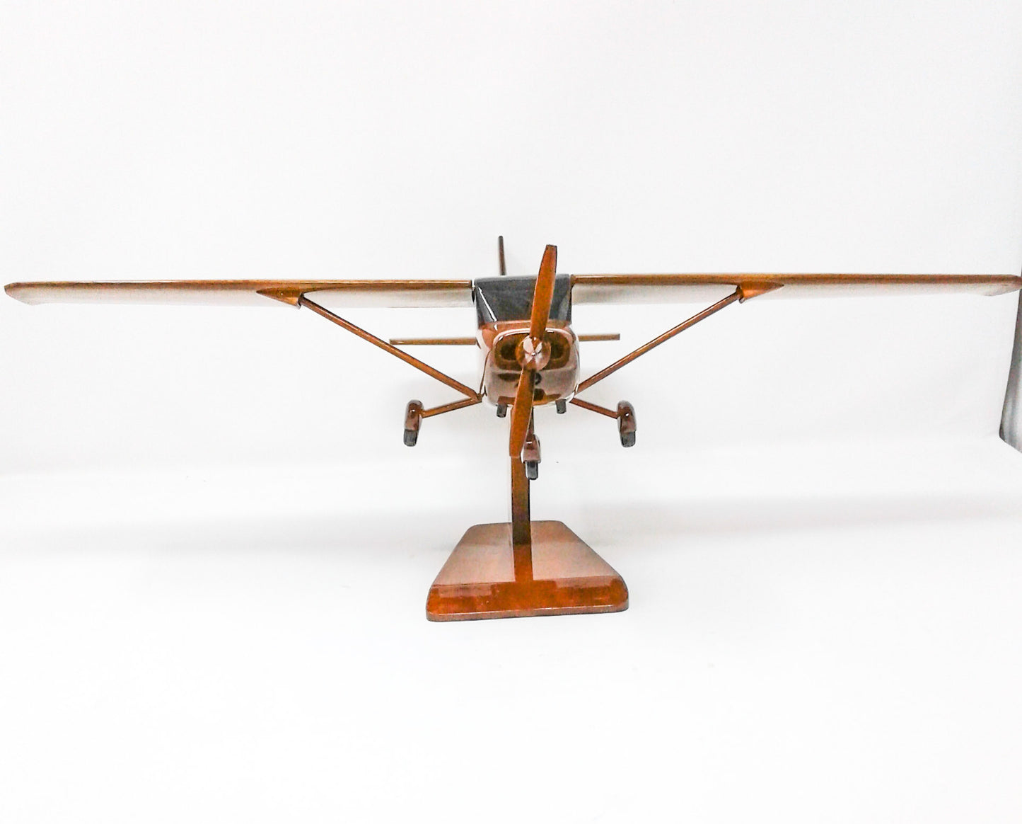 Cessna 150 Wood Model