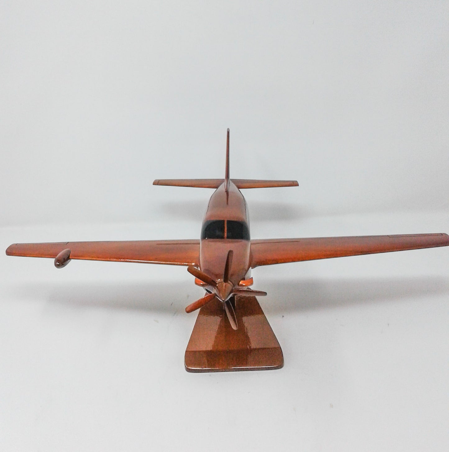 Piper 600 Wood Model